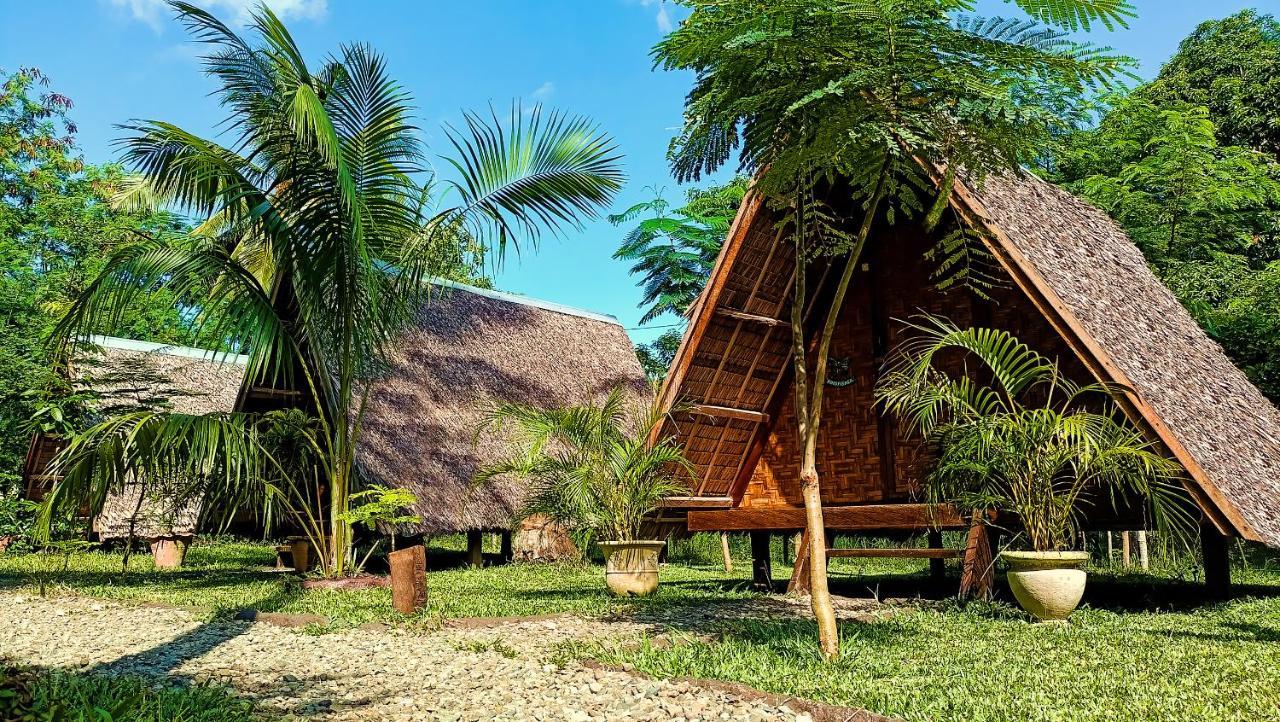 Hotel Archery-Asia Nipa Huts Moalboal Exterior foto